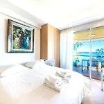 Mon Croisettee Bed & Breakfast